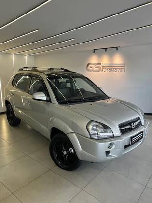 HYUNDAI TUCSON 2.0 MPFI GLS 16V 143CV 2WD FLEX 4P AUTOMÁTICO HYUNDAI TUCSON 2.0 MPFI GLS 16V 143CV 2WD FLEX 4P AUTOMÁTICO